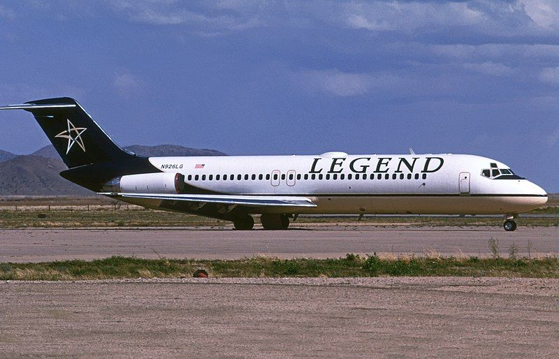 File:N926LG (Legend Airlines).jpg