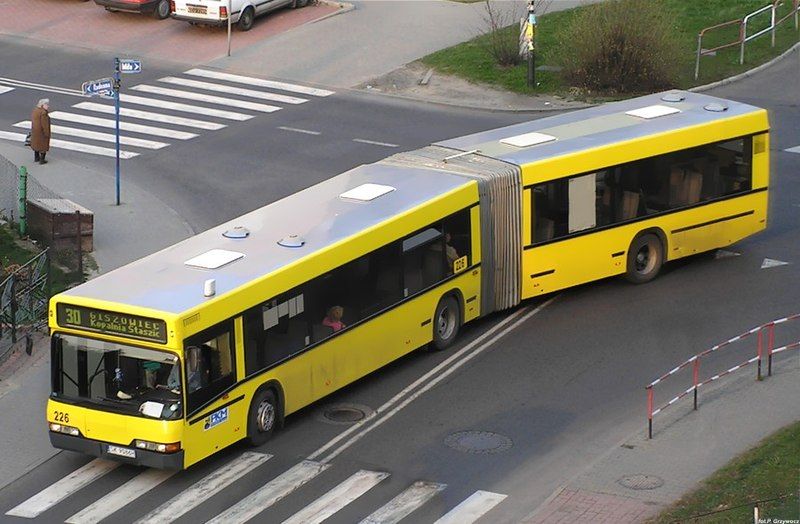 File:Neoplan N4021.jpg