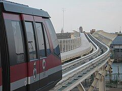 Train leaves the Tronchetto station