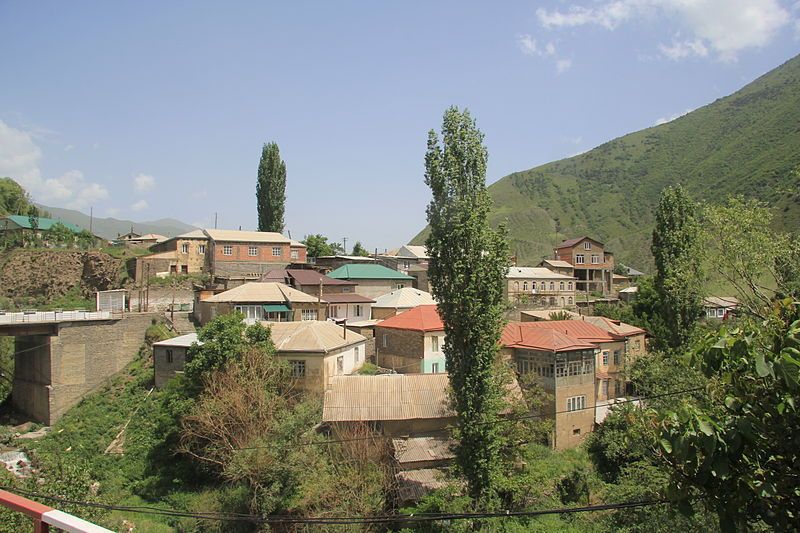 File:Rutul.Dagestan.Historic quarter.JPG