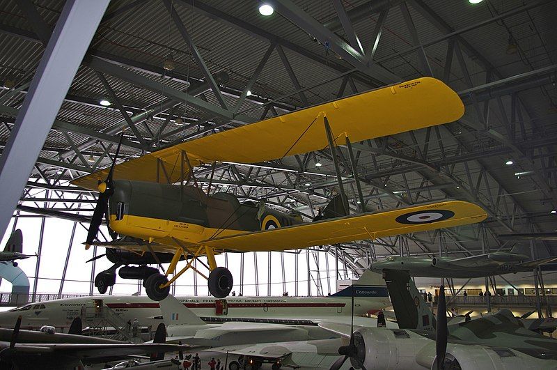 File:Tiger Moth (5781091285).jpg