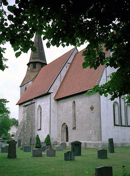 File:Vänge kyrka01.jpg