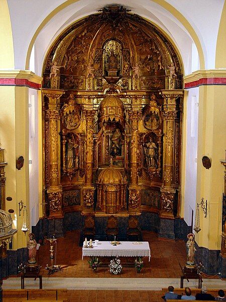 File:Valdunquilloaltar.JPG