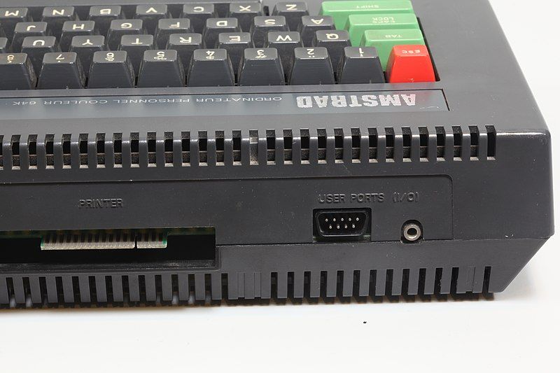 File:Amstrad CPC646-IMG 7196.jpg