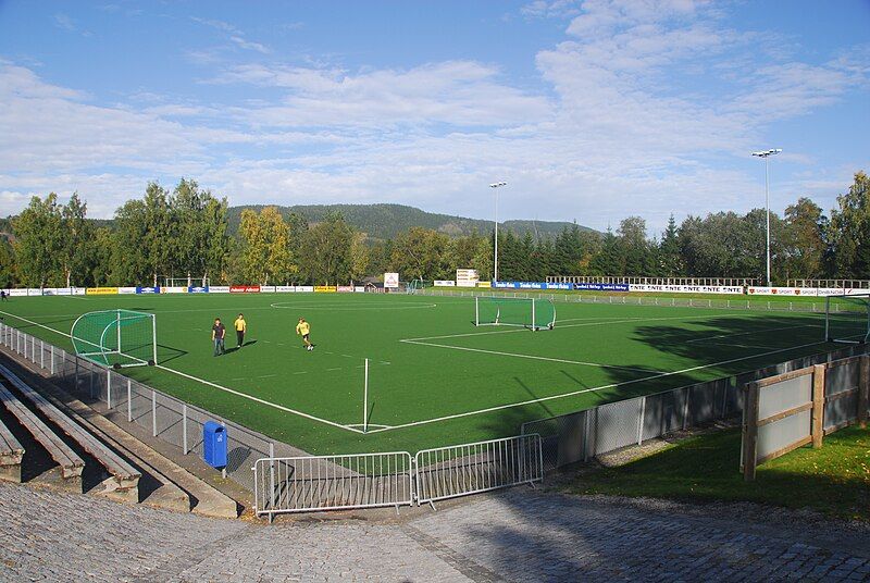 File:Guldbergaunet stadion field.jpg