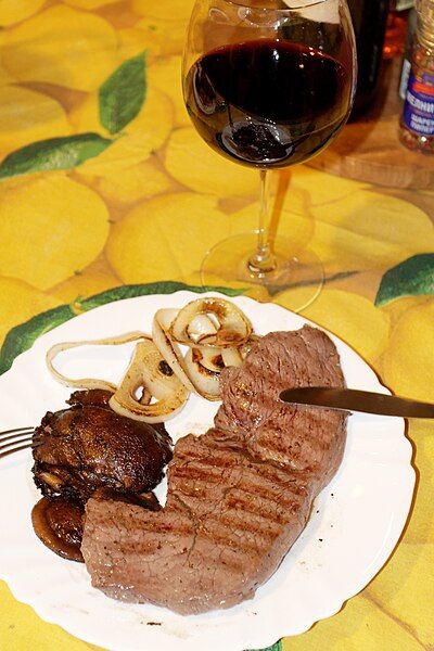 File:Malbec and steak.jpg