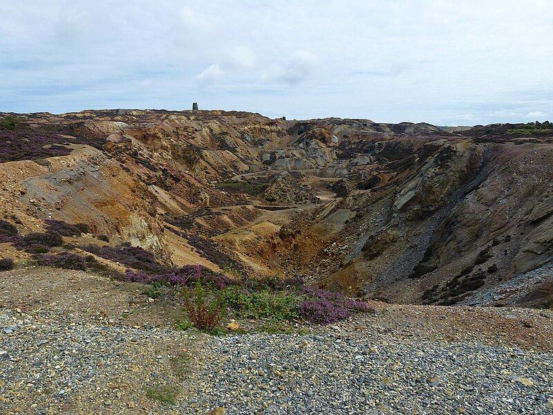 File:Parys mountain.jpg