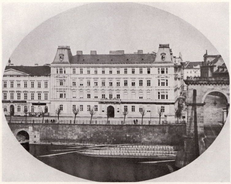 File:PragueLazanskyPalace1865.jpg