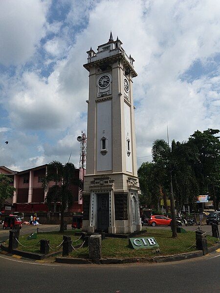 File:Ratnapura Clock Tower.jpg