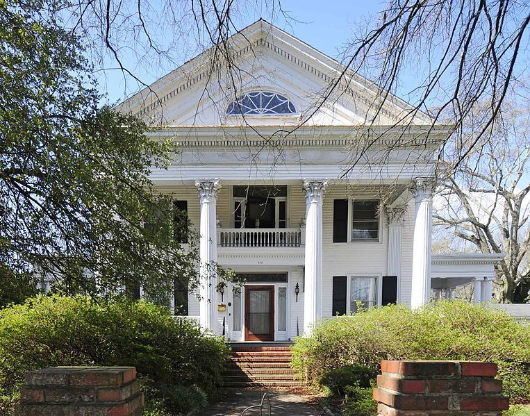 File:Stokes-Mayfield House.jpg