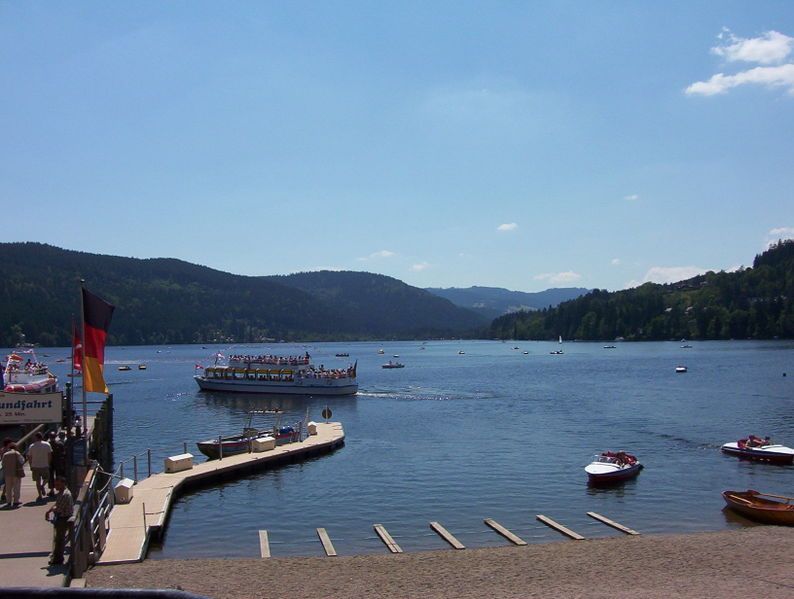 File:Titisee01.jpg