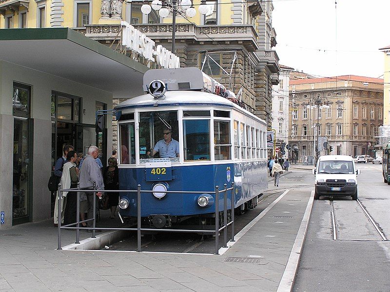 File:Trieste tram.JPG