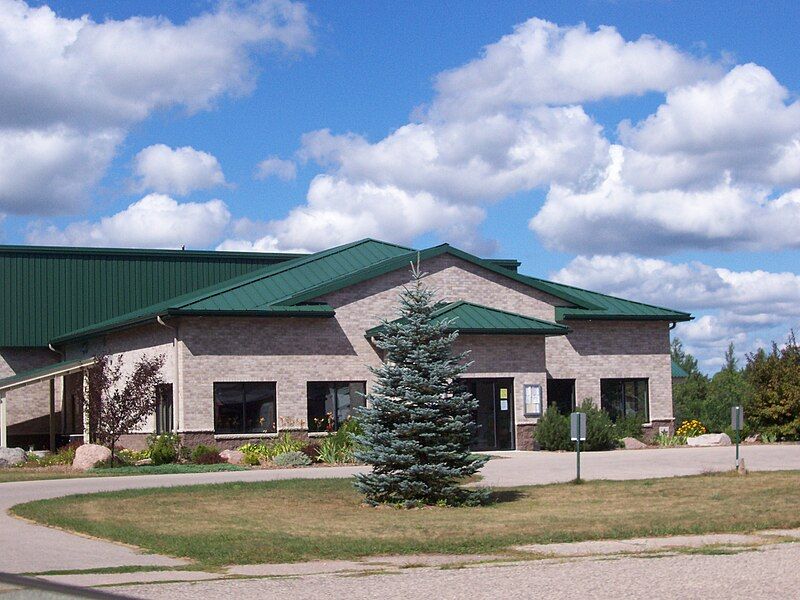 File:AmbergWisconsinCommunityCenter.jpg