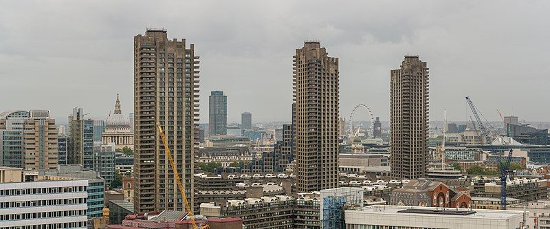 File:Barbican Estate 2018-09-22.jpg