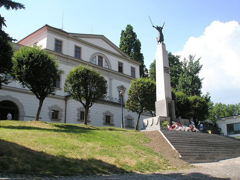 File:Cieszyn Monument 2.JPG