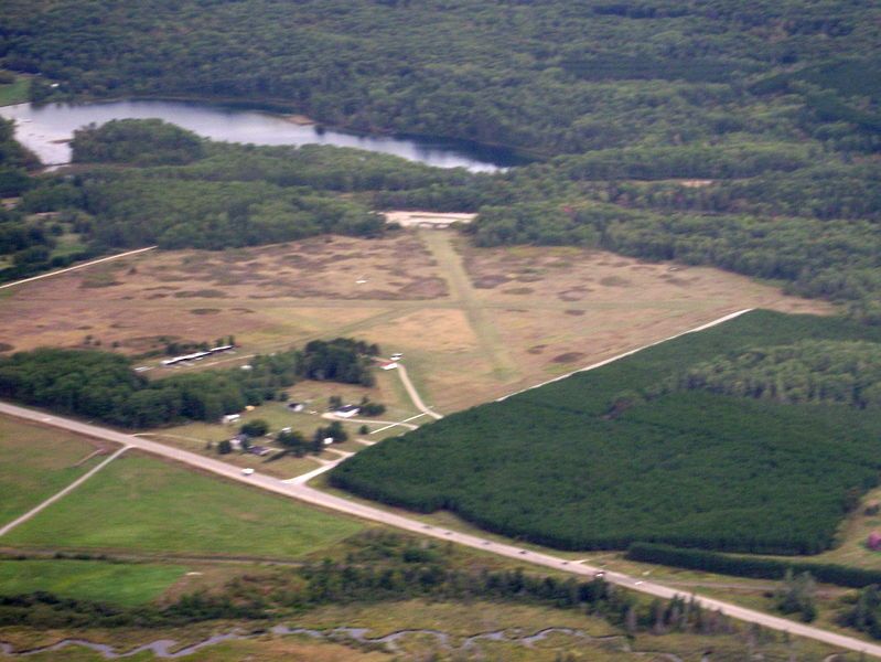 File:Cobden Airport.JPG