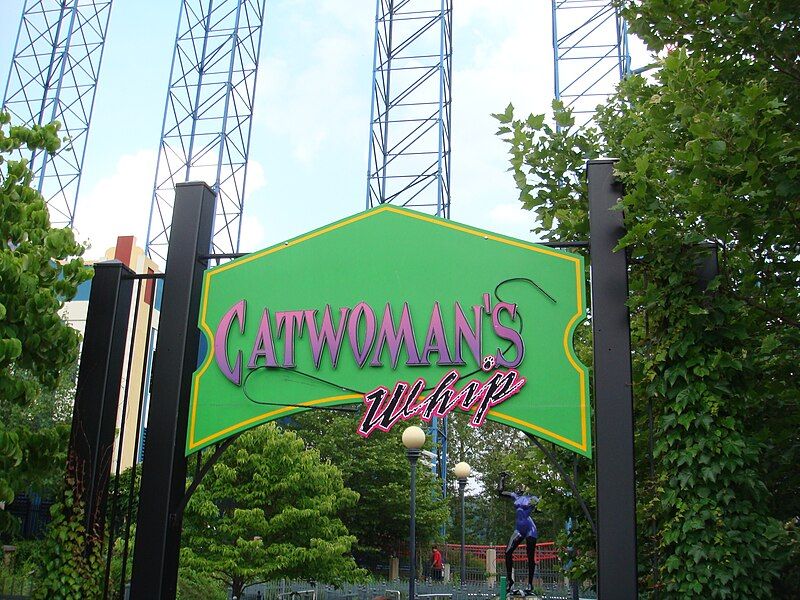 File:Entrance Catwoman's Whip.jpg