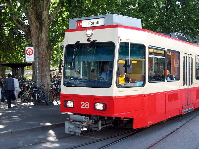 File:Forchbahn Stadelhofen.jpg