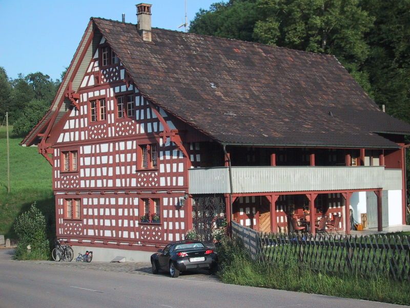 File:HausBuhwil.jpg