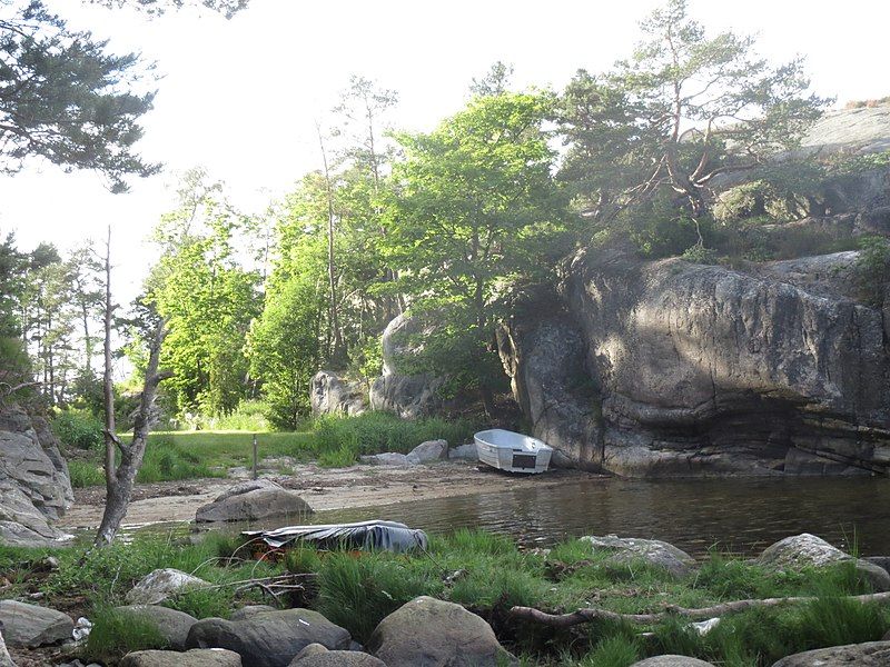 File:Idyllic Odderøya.JPG