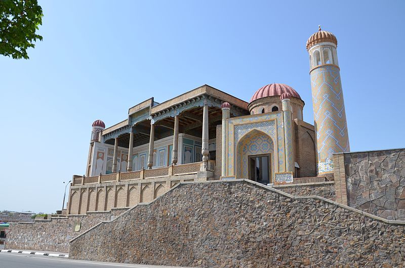 File:Mosque Hazrat-Hyzr (1).JPG