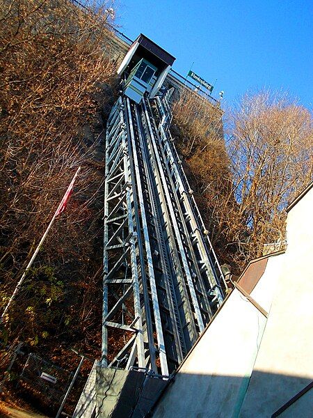 File:Old Quebec Funicular.JPG