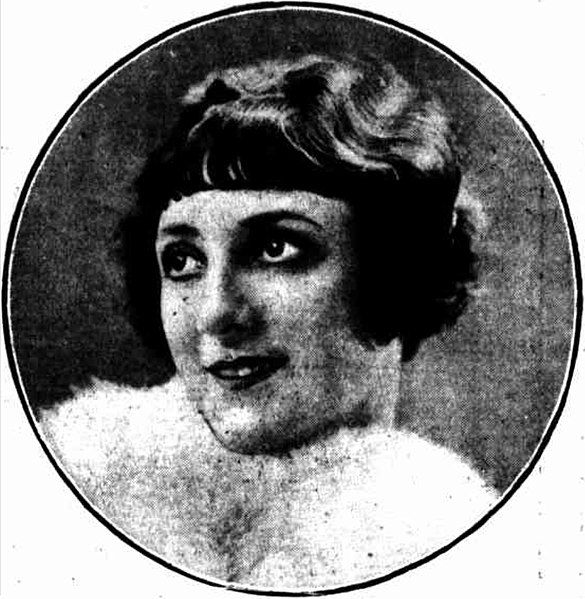 File:Patti Russell, 1927.jpg