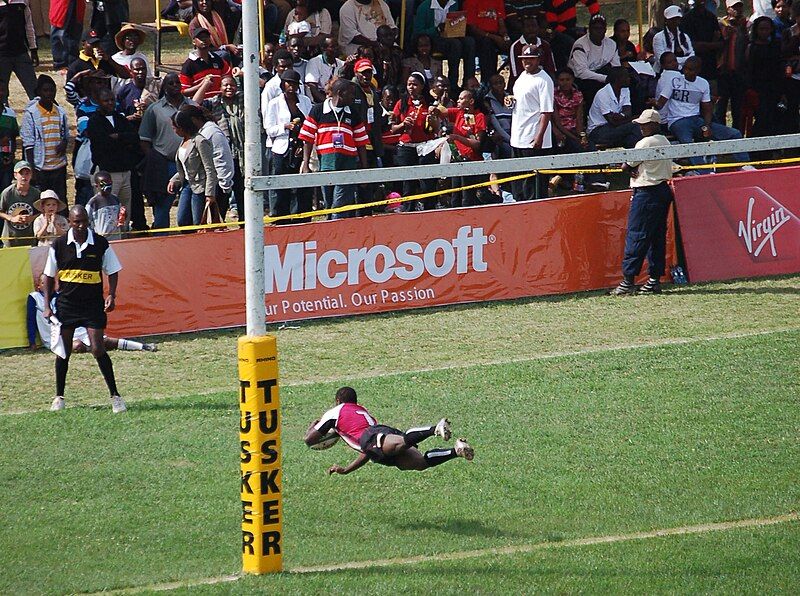 File:Safarisevens diving try.jpg