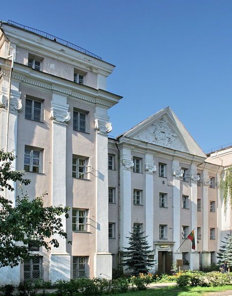 File:Slushko Palace.jpg