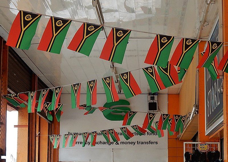 File:Vanuatu Flags (23865330525).jpg