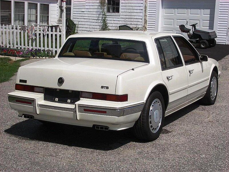 File:1990 STS rear.jpg