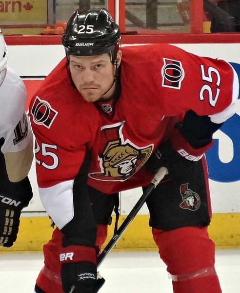 File:Chris Neil 2013-05-19.JPG