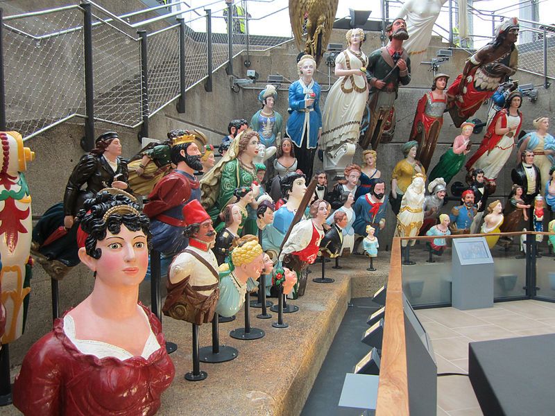 File:Cutty Sark figureheads.jpg