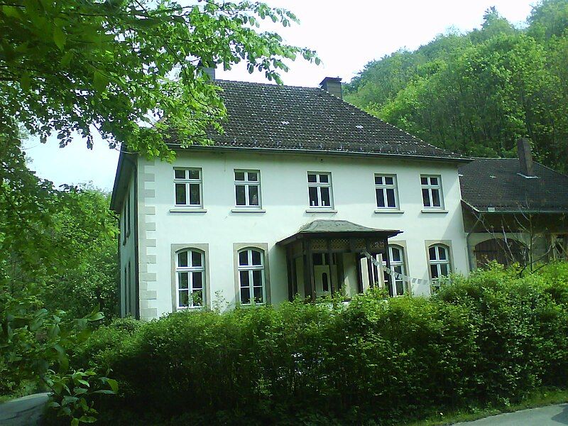 File:Forsthaus Hirschsprung.jpg