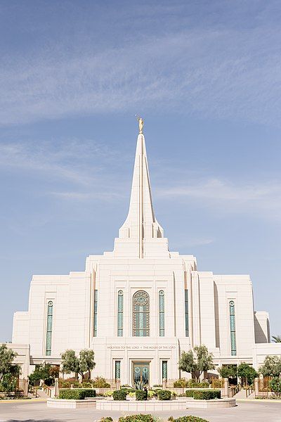 File:GILBERT ARIZONA TEMPLE.jpg