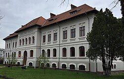 Dinicu Golescu National College