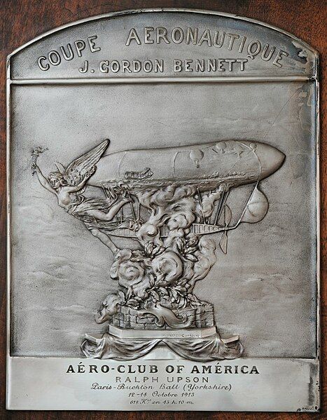 File:Gordon-Bennett trophy.jpg