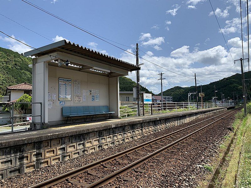 File:Kitayama Station (Ehime)2020.05.jpg