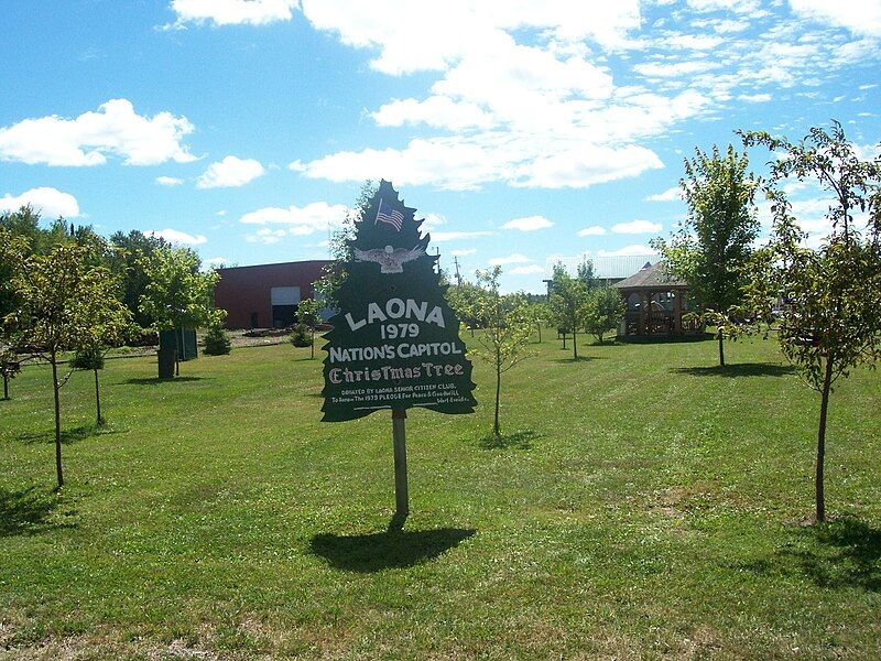 File:LaonaWisconsinPark.jpg