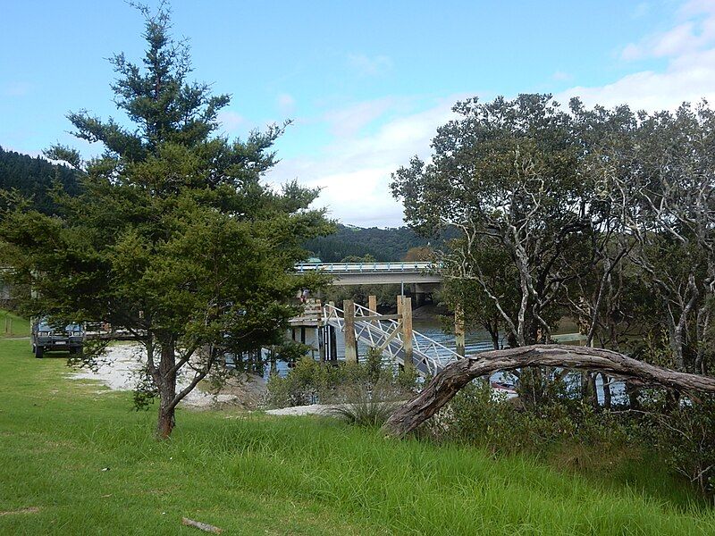 File:Mangakura Inlet.jpg