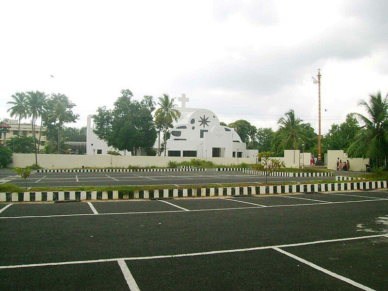 File:Parumala-Church-Parking.jpg