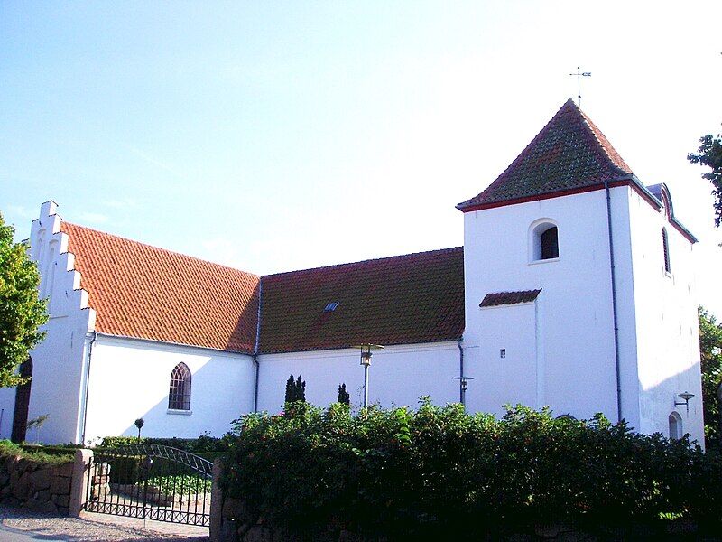 File:Ryslinge kirke.jpg