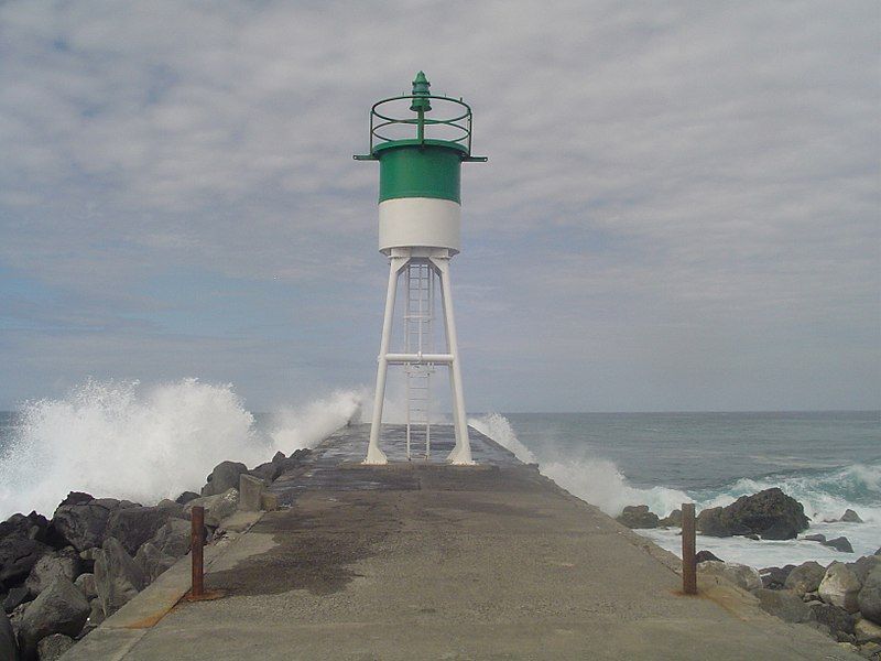 File:Terre-Sainte lighthouse (3046853105).jpg