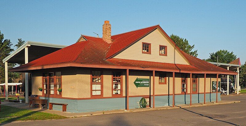 File:Tower Train Museum.jpg