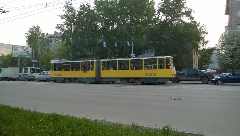 File:Tram, Novosibirsk 2.jpg