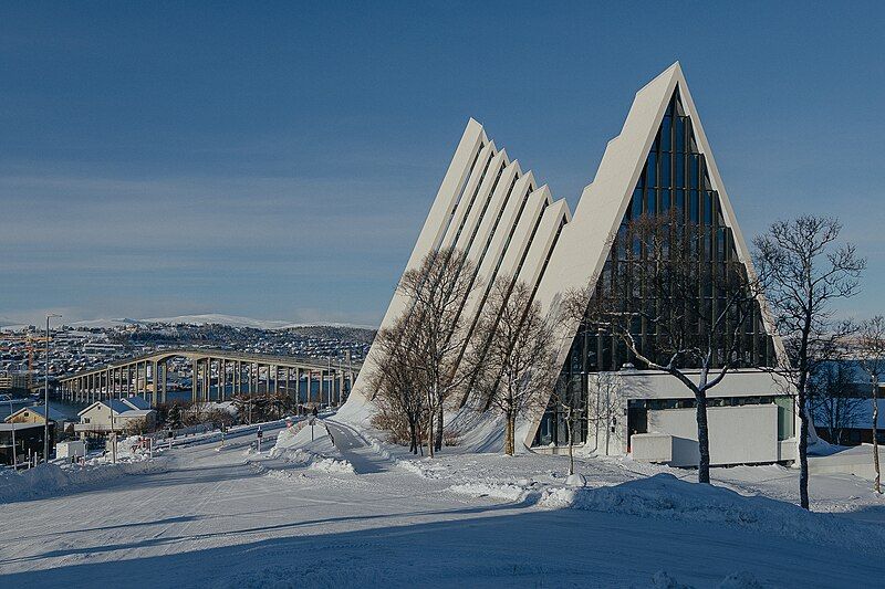 File:Tromsdalen Church South.jpg