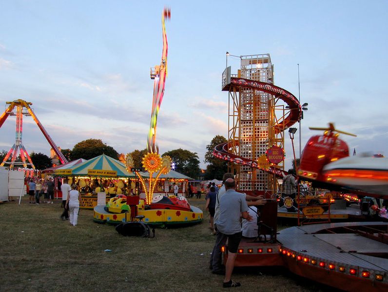 File:Cambridge Midsummer Fair.jpg