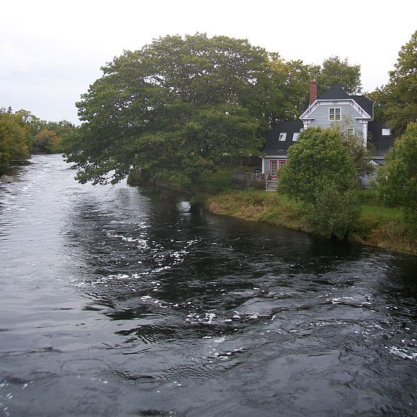 File:ClydeRiver NS FullFlow.jpg