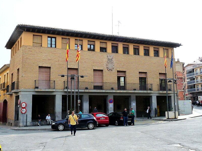 File:Gallur - Ayuntamiento.jpg