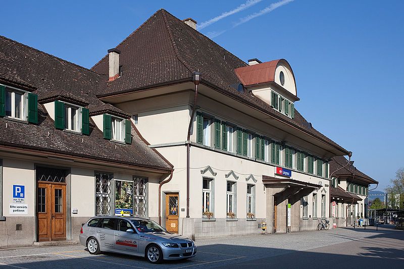 File:Langnau-Bahnhof.jpg